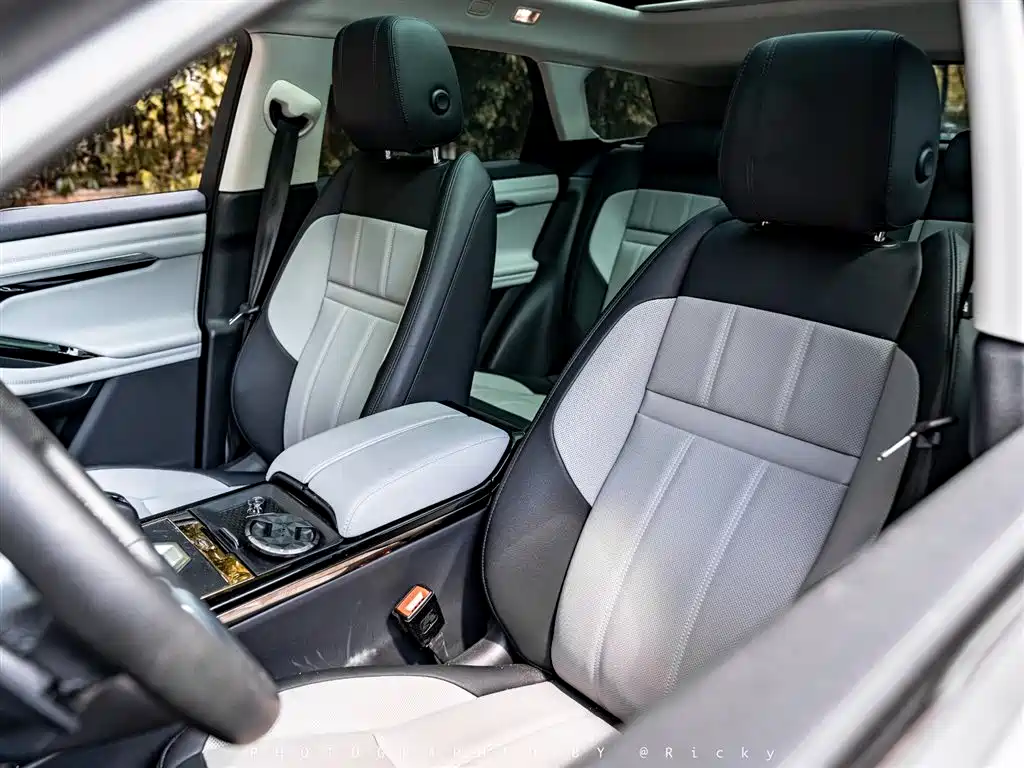 Land Rover Range Rover Evoque 2020 249PS R-DYNAMIC SE Sport Tech Edition фото 9
