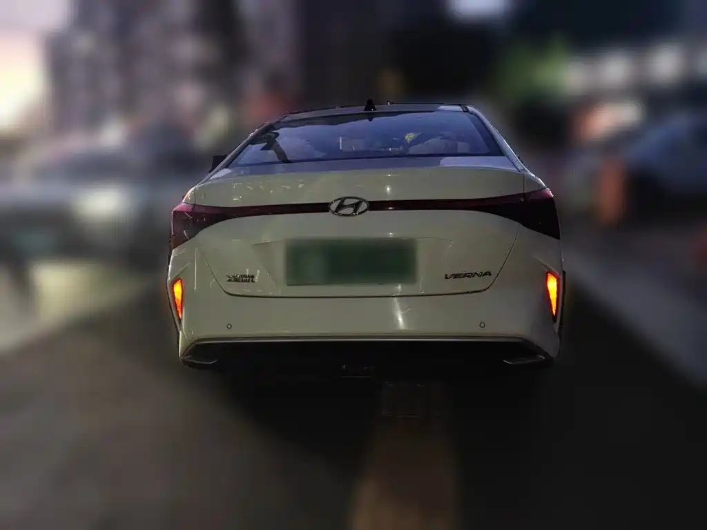 Hyundai Verna 2021 2020 1.4L CVT GLS Cool Edition