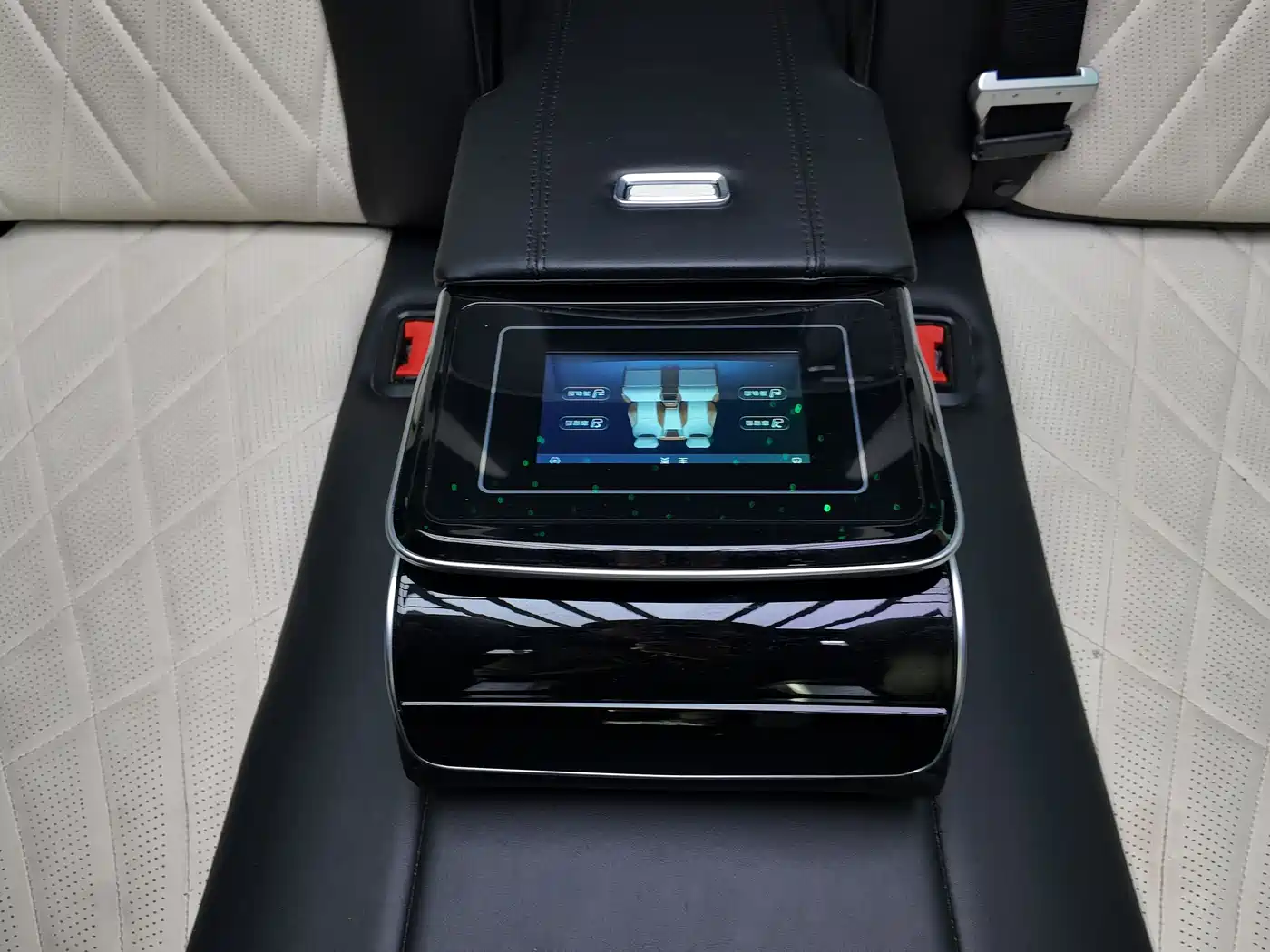 Mercedes-Benz Vito 2018 2.0T Elite Edition 7-seater China VI фото 19