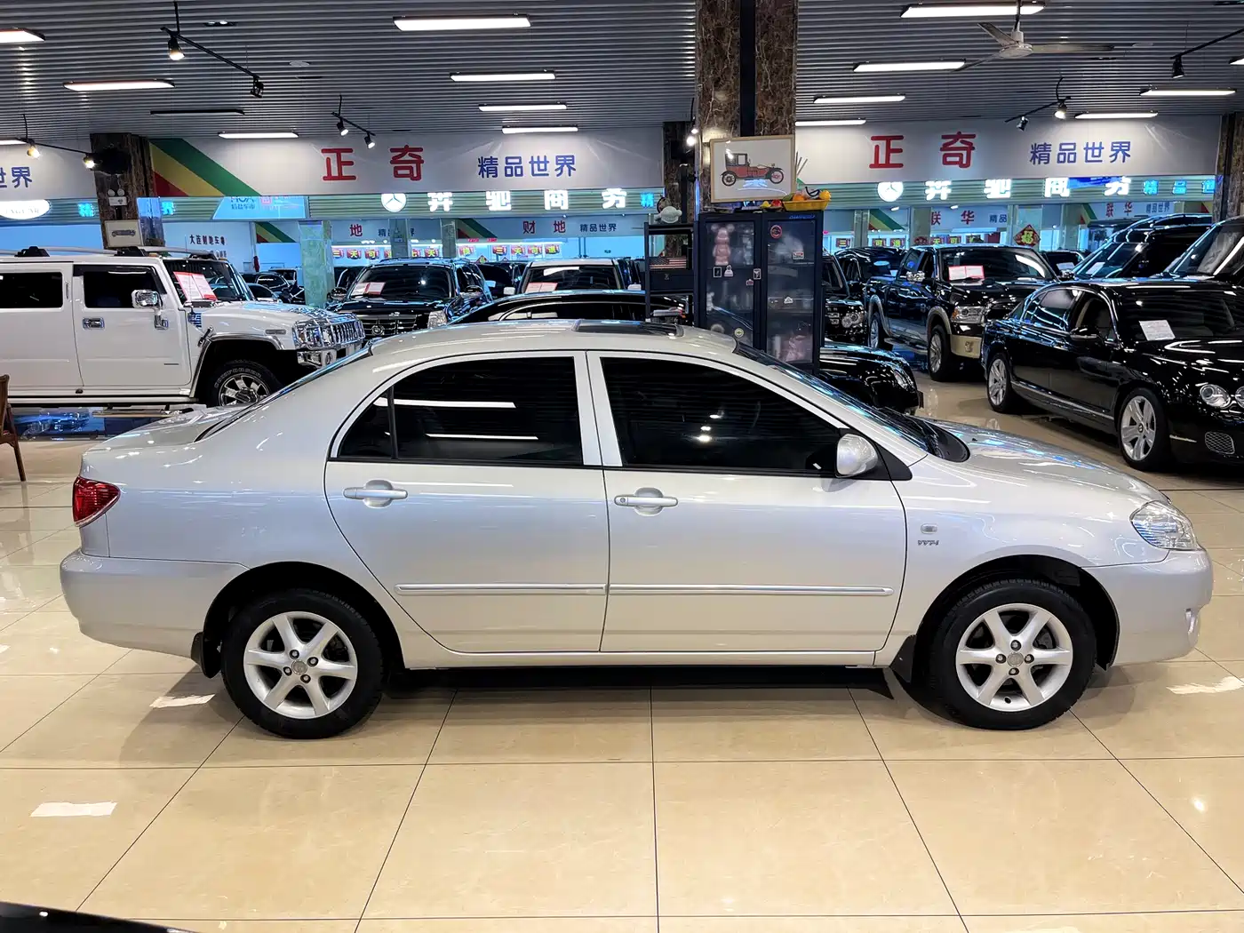 Toyota Corolla 2011 1.6L Automatic Luxury Edition фото 5