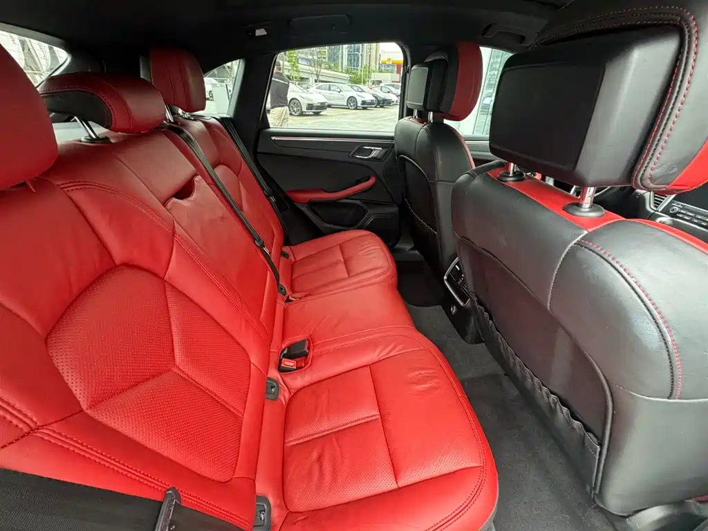 Porsche Macan 2017 Macan 2.0T фото 9