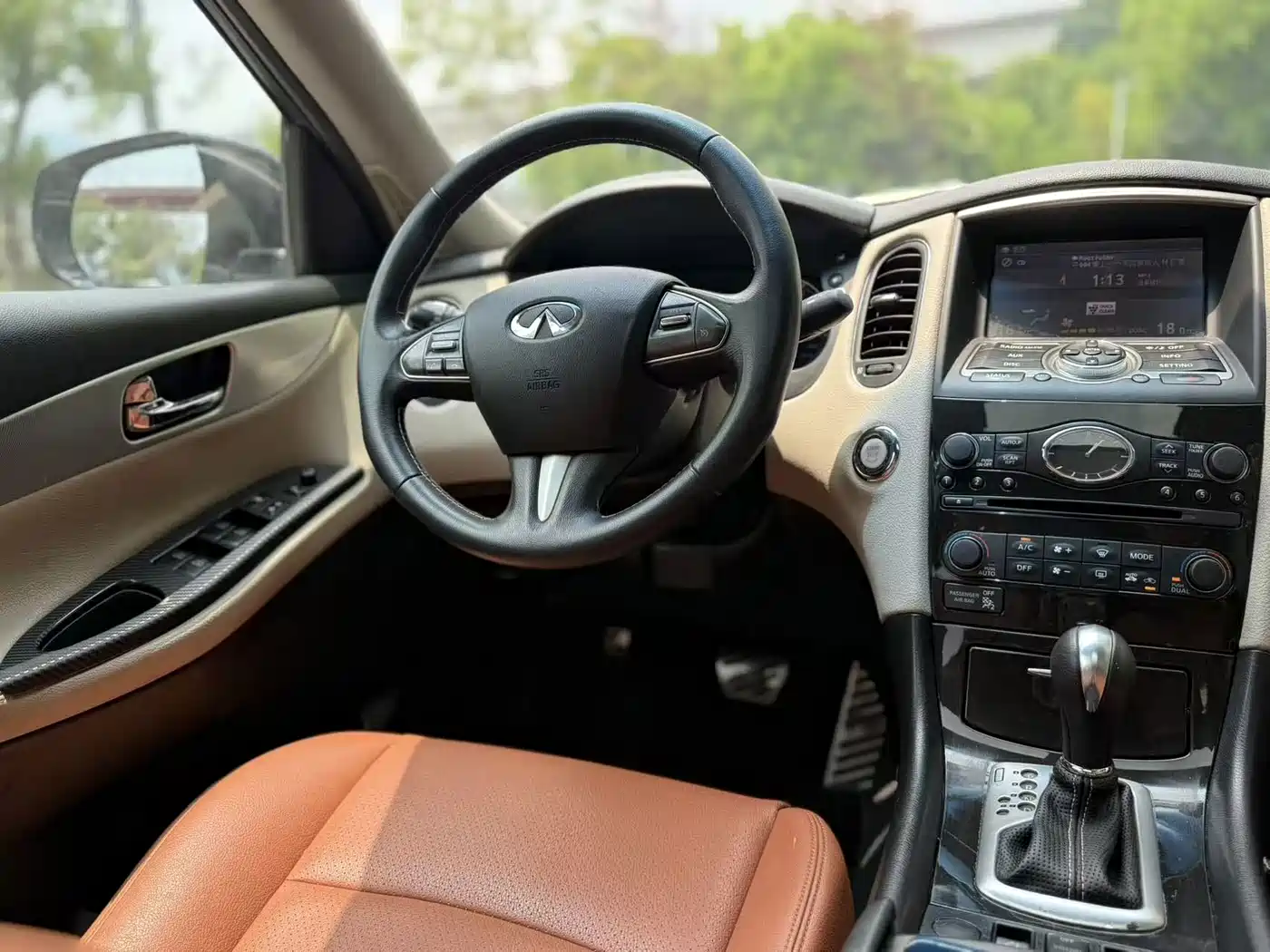 Фото 10 - Infiniti QX50