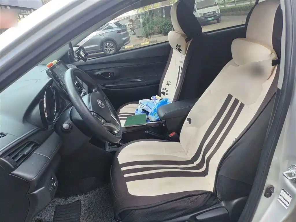 Toyota Vios FS 2021 1.5L CVT Fengchi Edition фото 8