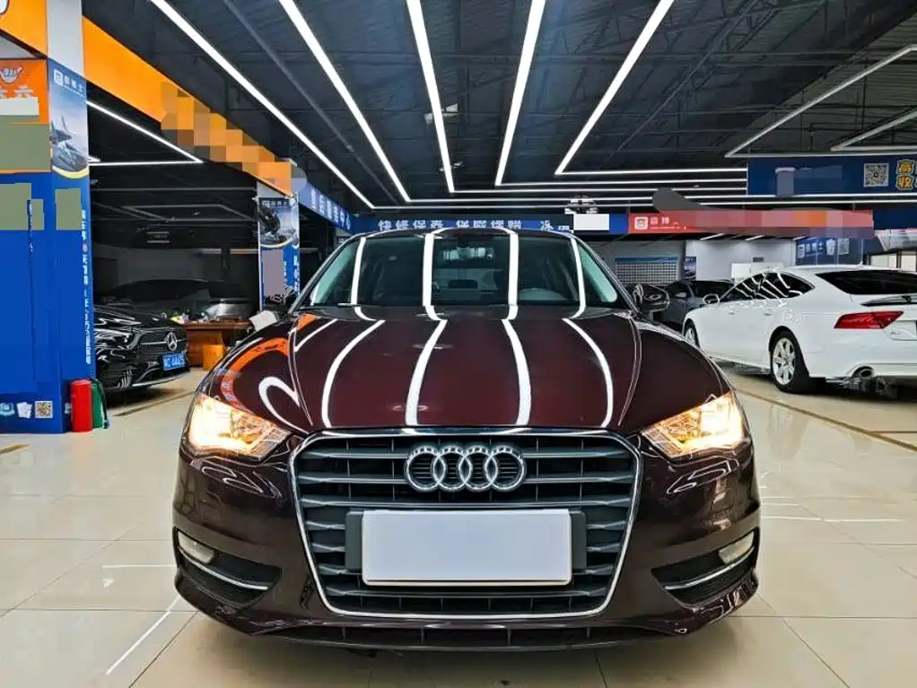 Фото 2 - Audi A3