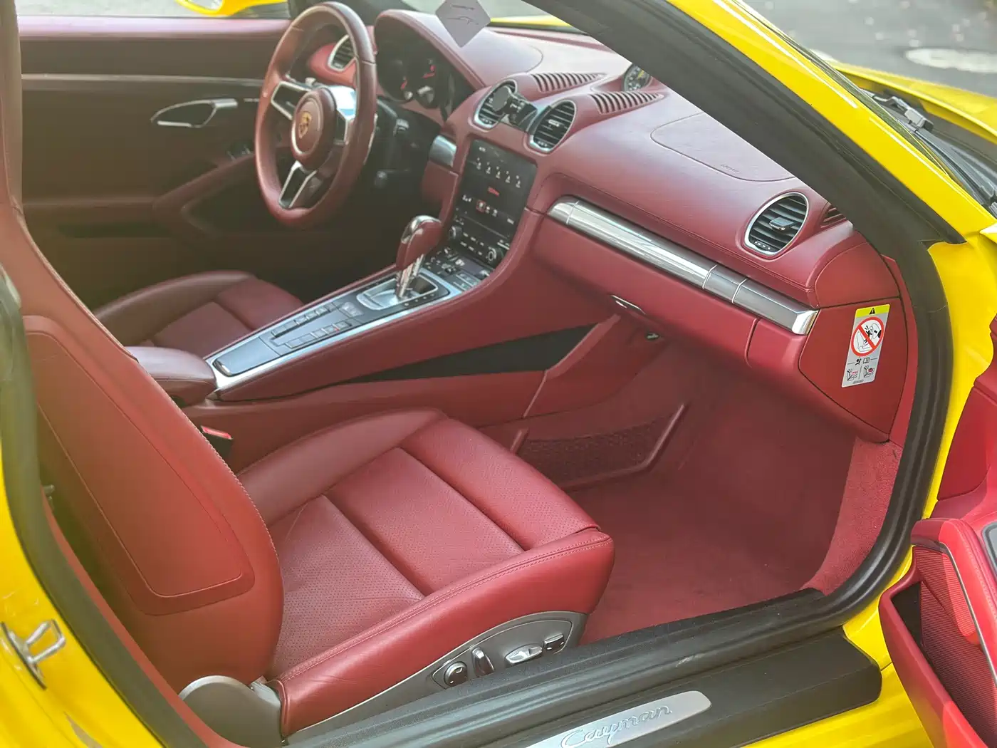 Porsche 718 2018 Cayman 2.0T фото 11