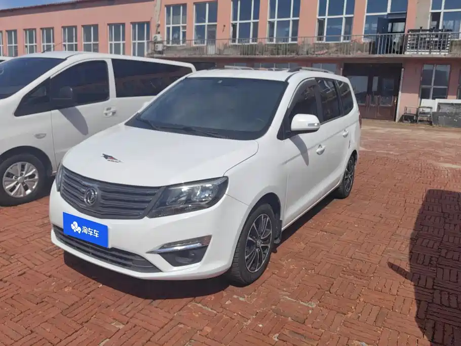 Dongfeng Fengxing Fengxing S500 2018 2017 1.5L Manual Luxury