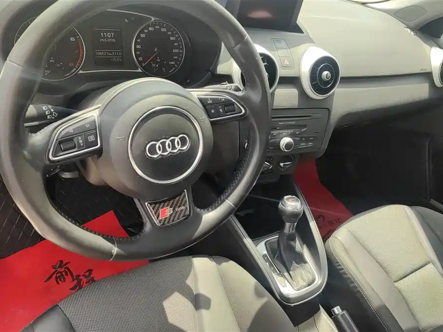 Audi A1 2012 1.4 TFSI Ego фото 12