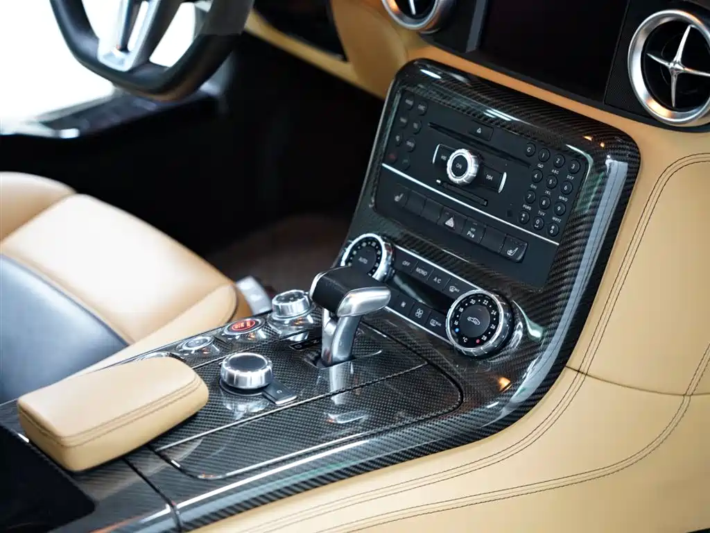 Mercedes-Benz SLS AMG 2011 SLS AMG фото 39