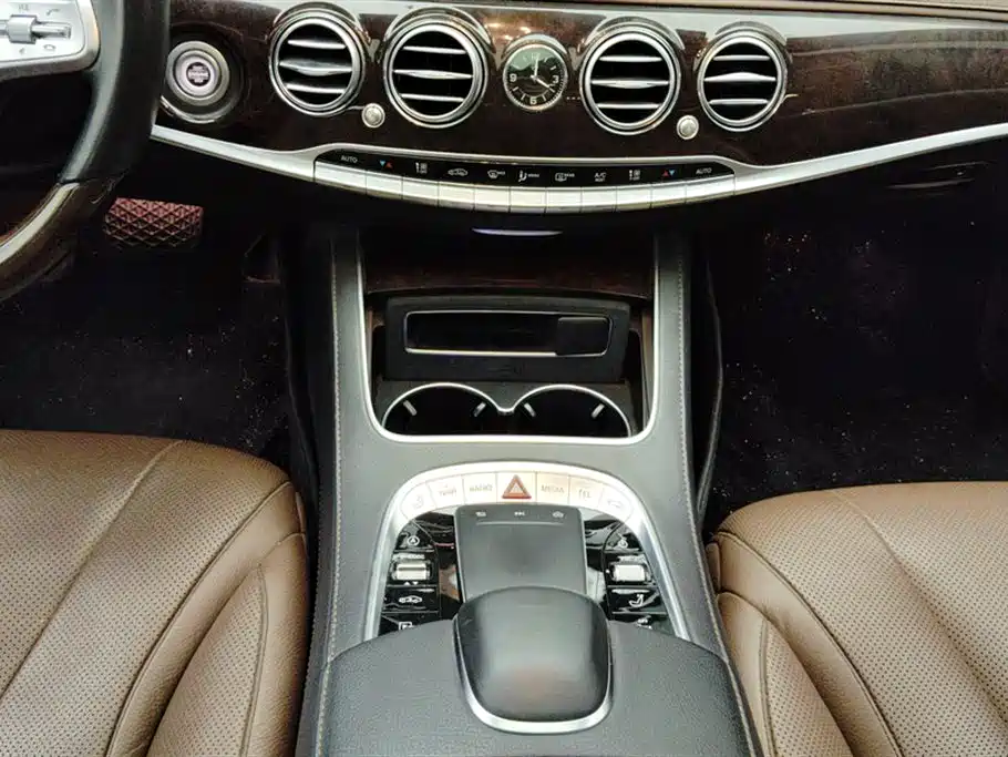 Mercedes-Benz S-Class 2019 S 350 L Premium Ultimate Edition фото 16