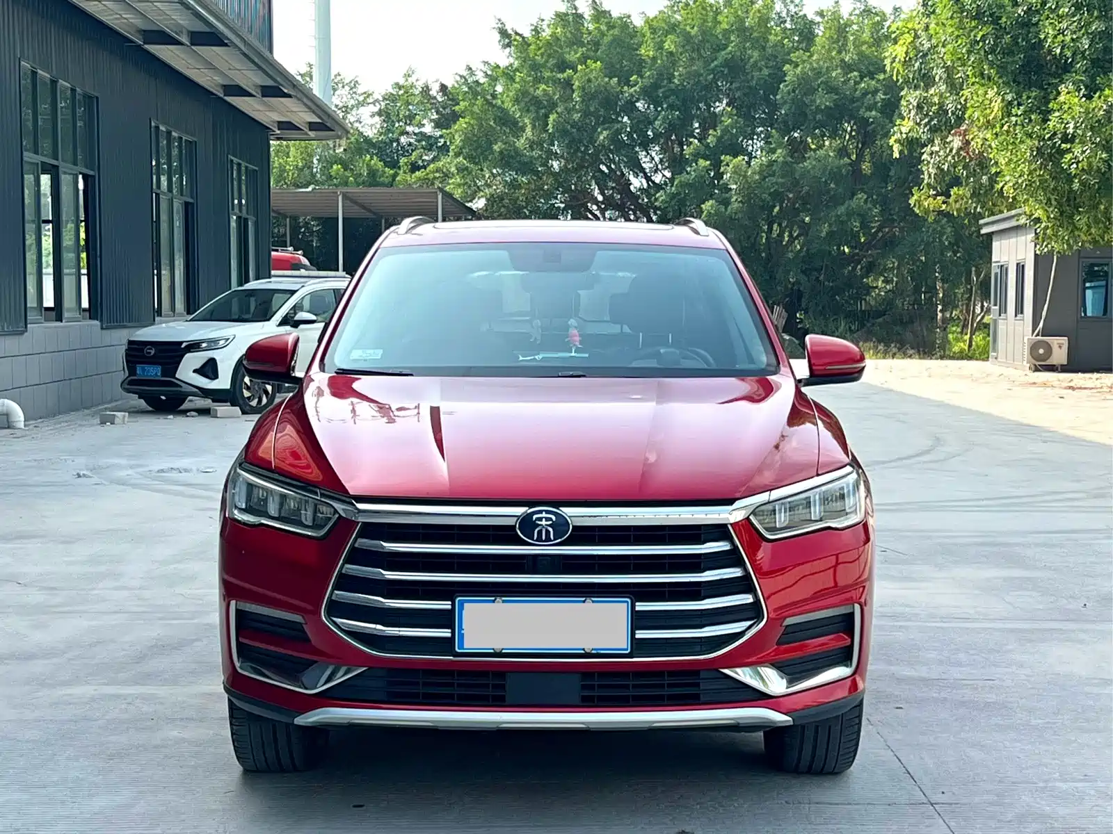 Photo 2 - BYD Song Pro