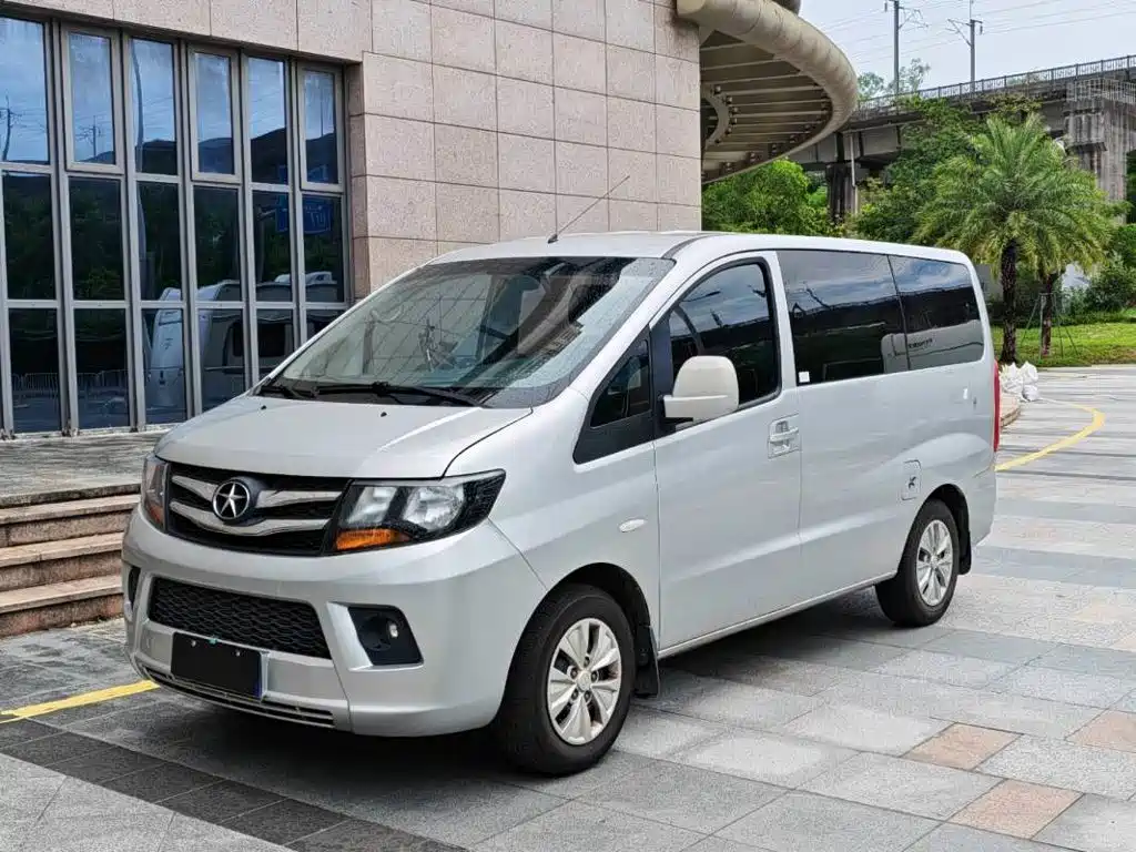 JAC Refine M3 2017 2018 Maker Edition 1.6L Luxury