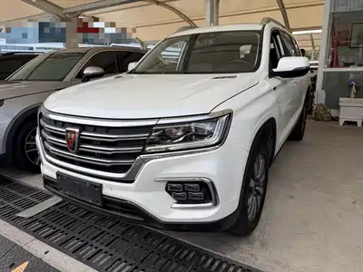 Roewe RX8