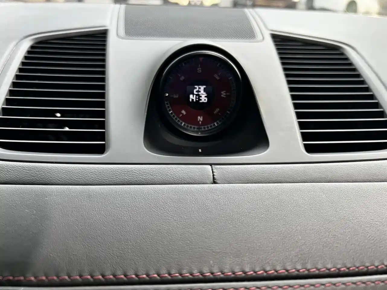 Porsche Cayenne 2023 Cayenne 3.0T Platinum Edition фото 8