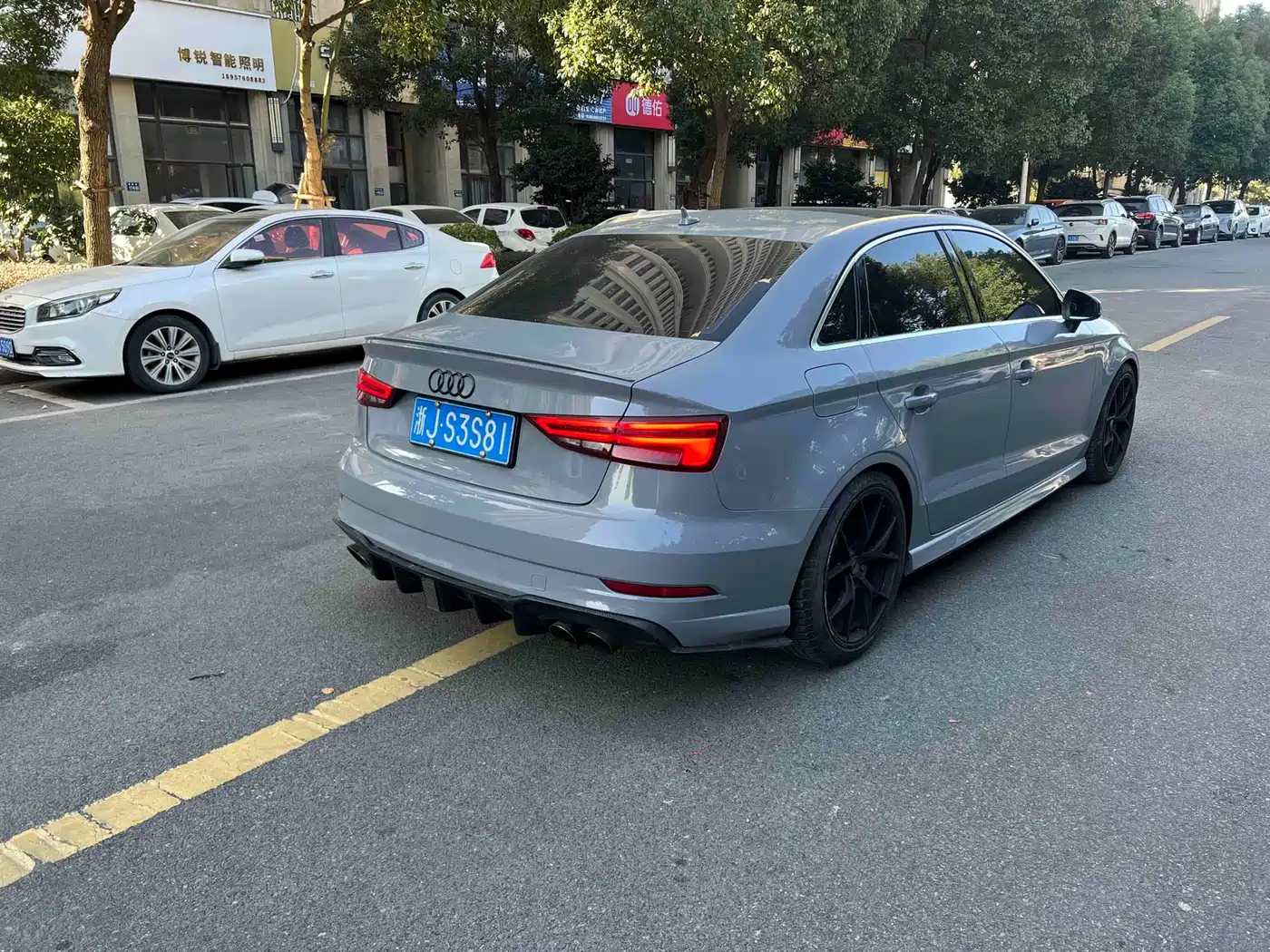 Audi S3 2017 Facelift S3 2.0T Limousine фото 4