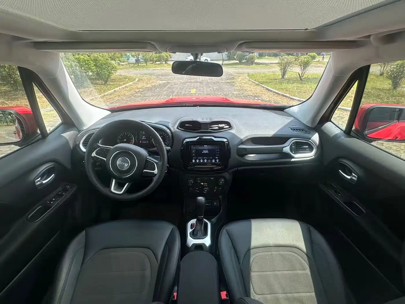 Jeep Renegade 2019 2019 220T Automatic Premium
