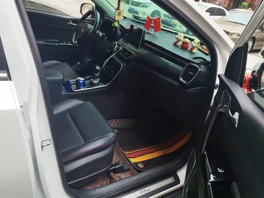 KIA KX5