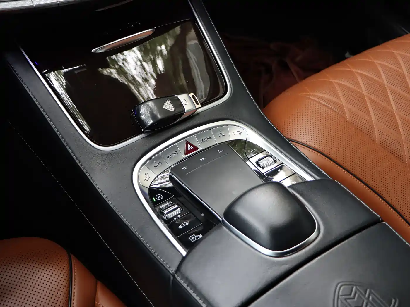 Mercedes-Benz Maybach S-Class 2020 S 450 4MATIC Collector's Edition фото 12