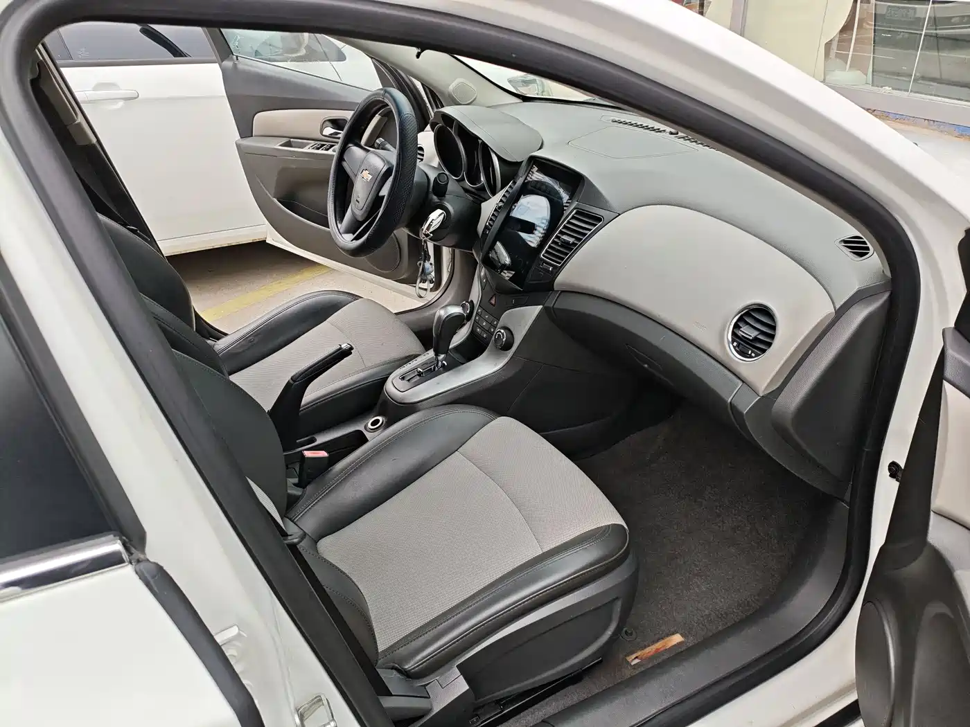 Chevrolet Cruze 2013 1.6L SL Universe AT фото 14