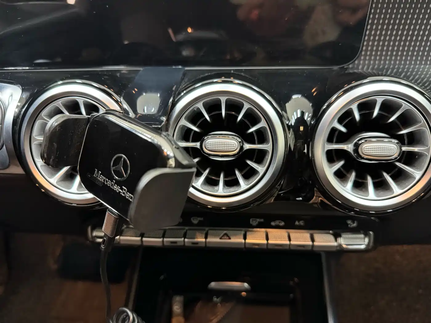 Mercedes-Benz GLB 2023 GLB 220 Style фото 21