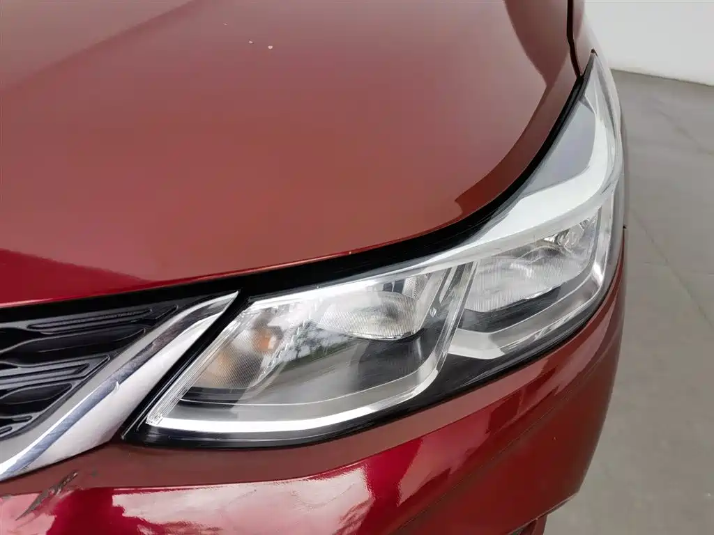 Chevrolet Cruze 2018 320 Automatic Pioneer Sunroof Edition фото 7