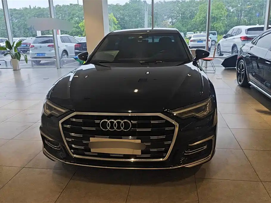 Audi A6L 2023 Facelift 45 TFSI Premium Dynamic фото 2