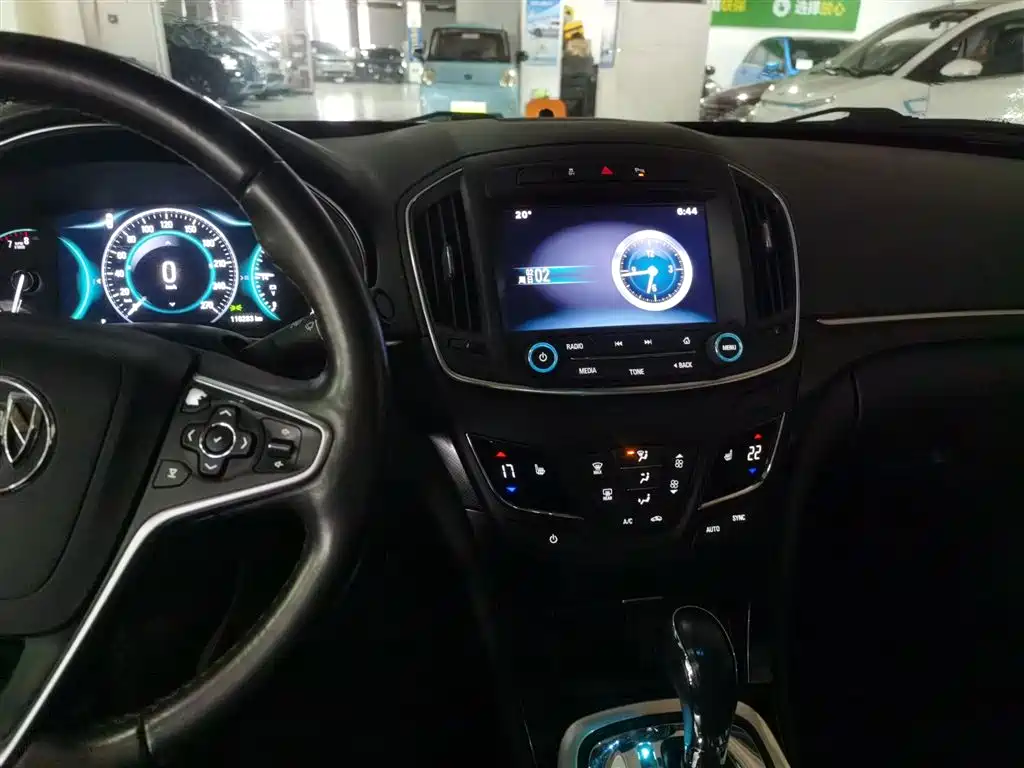 Buick Regal 2015 1.6T Elite Tech Edition фото 13