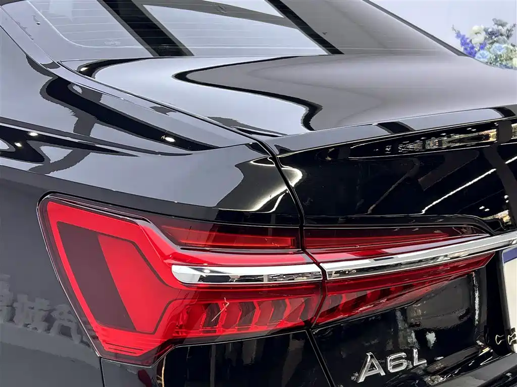 Audi A6L 2024 45 TFSI quattro Premium Dynamic фото 10