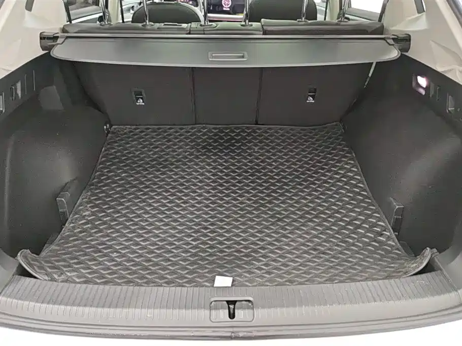 Volkswagen Tayron 2024 330TSI 2WD Luxury Plus Advanced фото 4