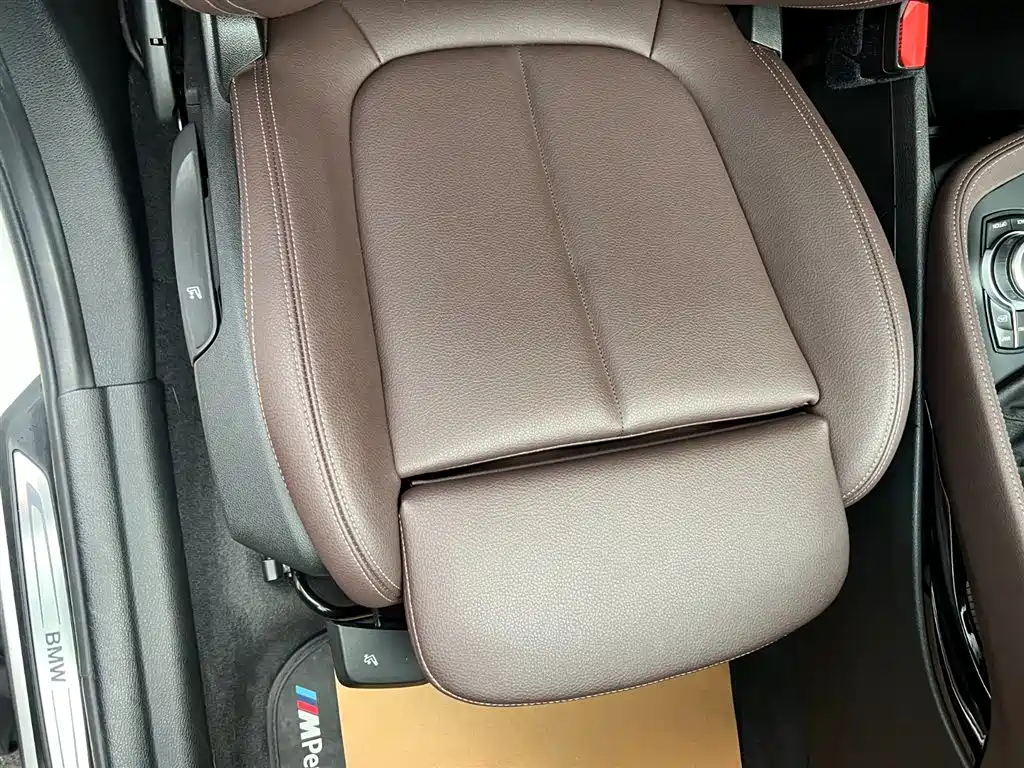 BMW X1 2021 Facelift sDrive20Li Premium фото 23