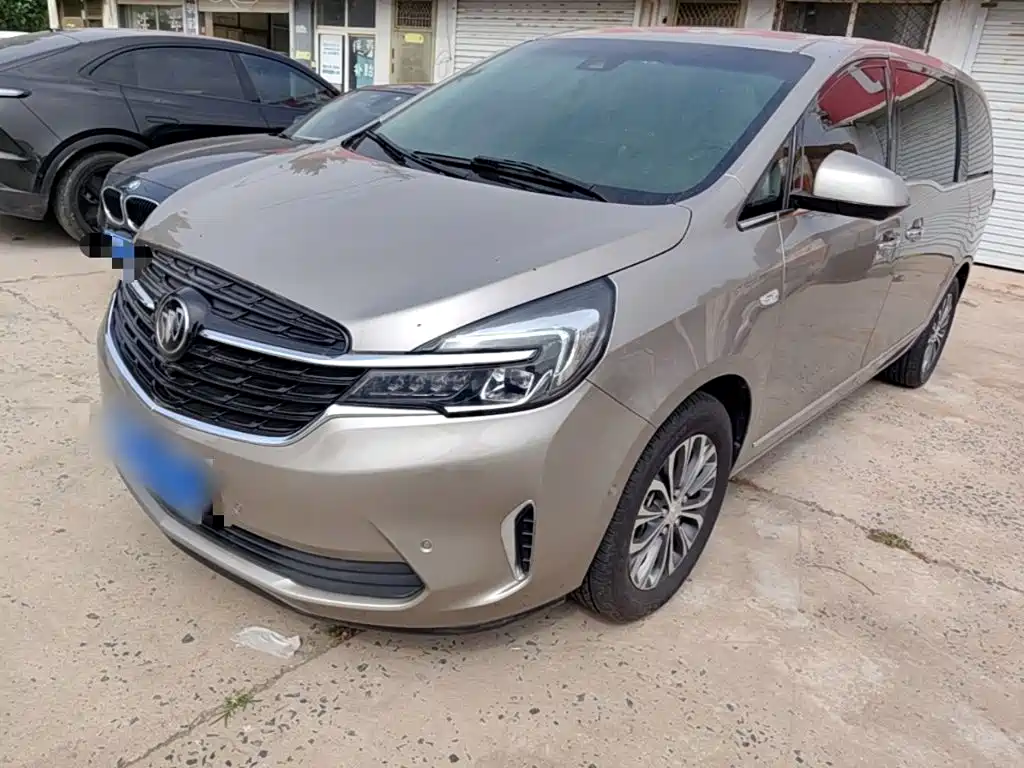 Фото 2 - Buick GL8