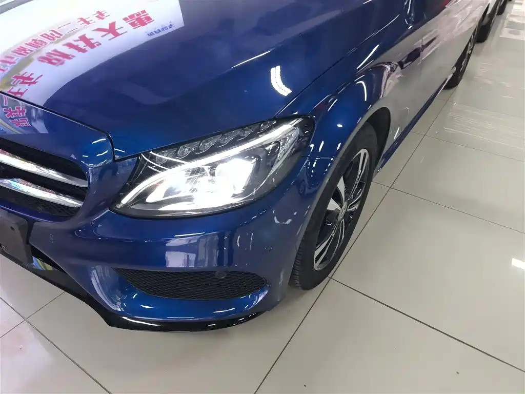 Mercedes-Benz C-Class 2017 Facelift C 200 Sport Edition фото 18