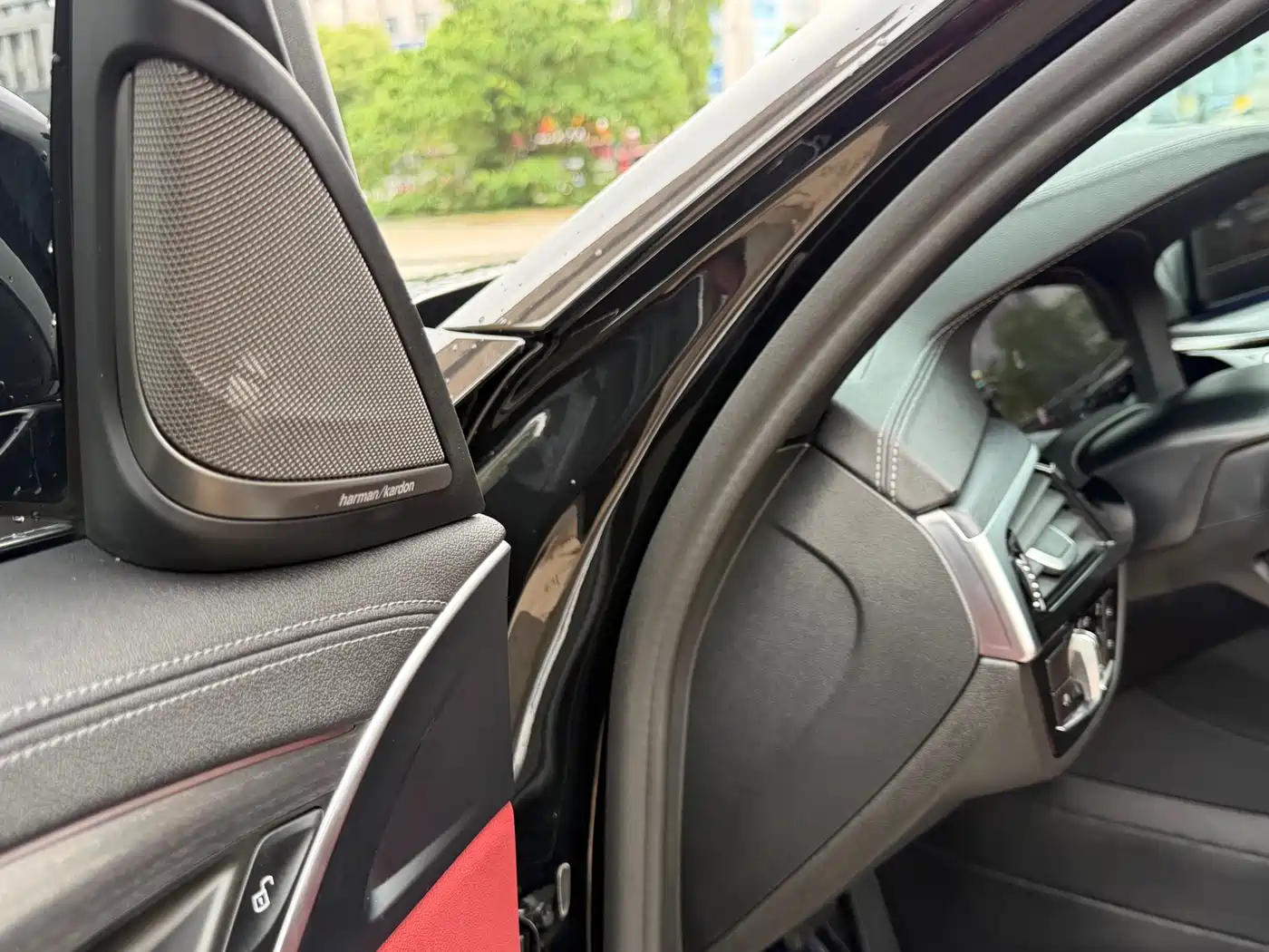 BMW 5 Series 2023 530Li Premium M Sport Package фото 7