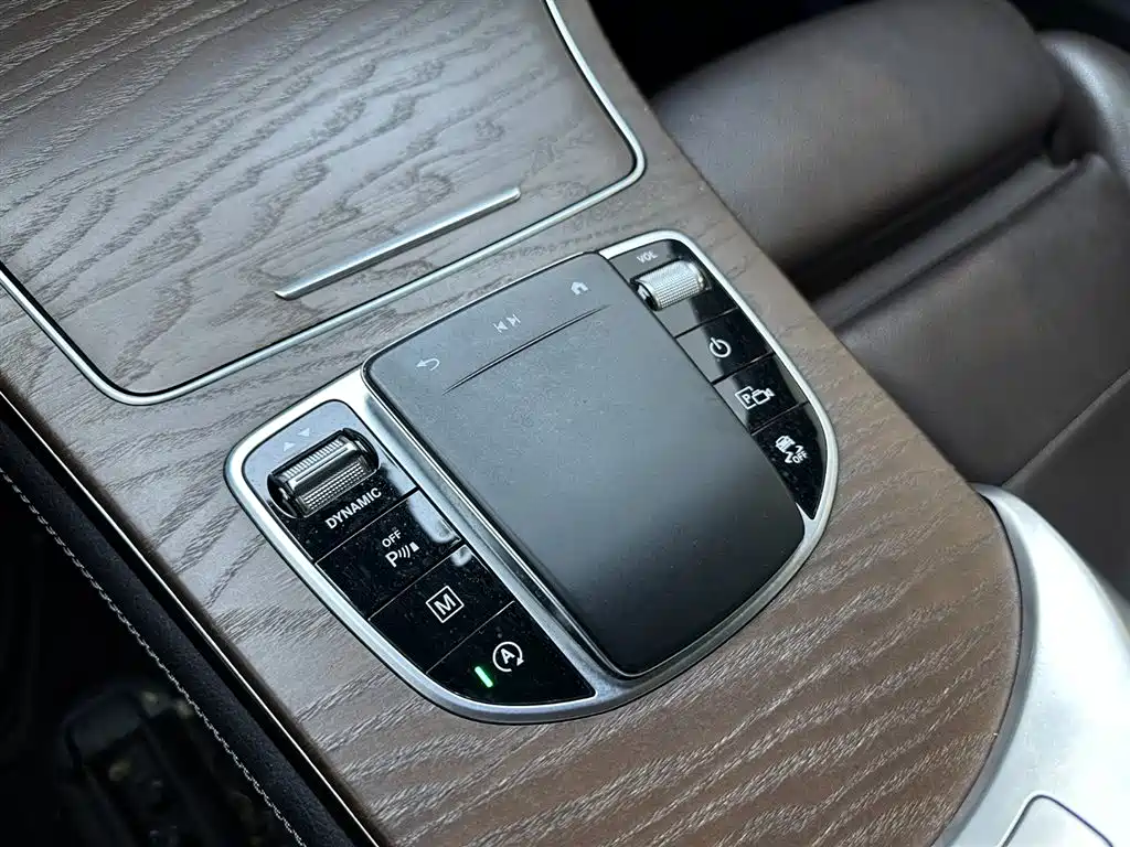 Mercedes-Benz GLC 2020 GLC 300 L 4MATIC Dynamic фото 13