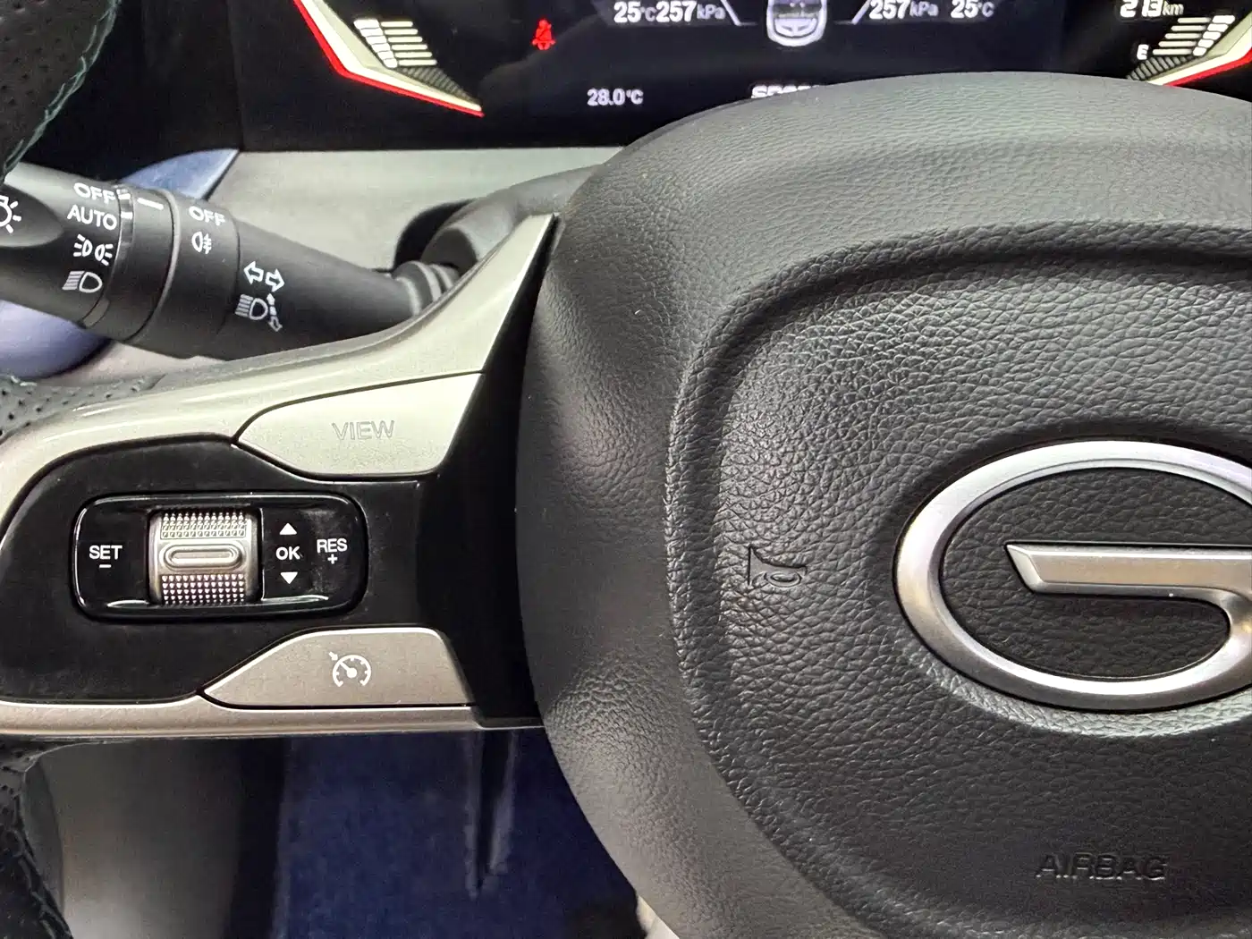 GAC Trumpchi Trumpchi GS3 2023 Shadow Speed 270T Power Enjoyment Edition фото 20