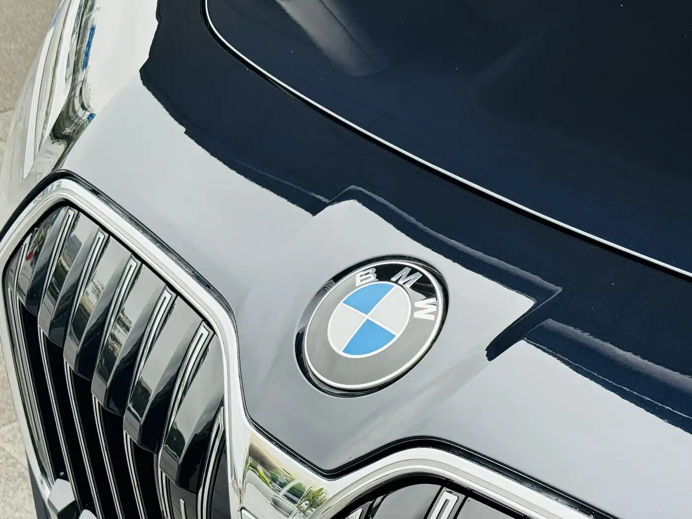 BMW 7 Series 2023 Model 740Li Leading M Sport Package фото 9