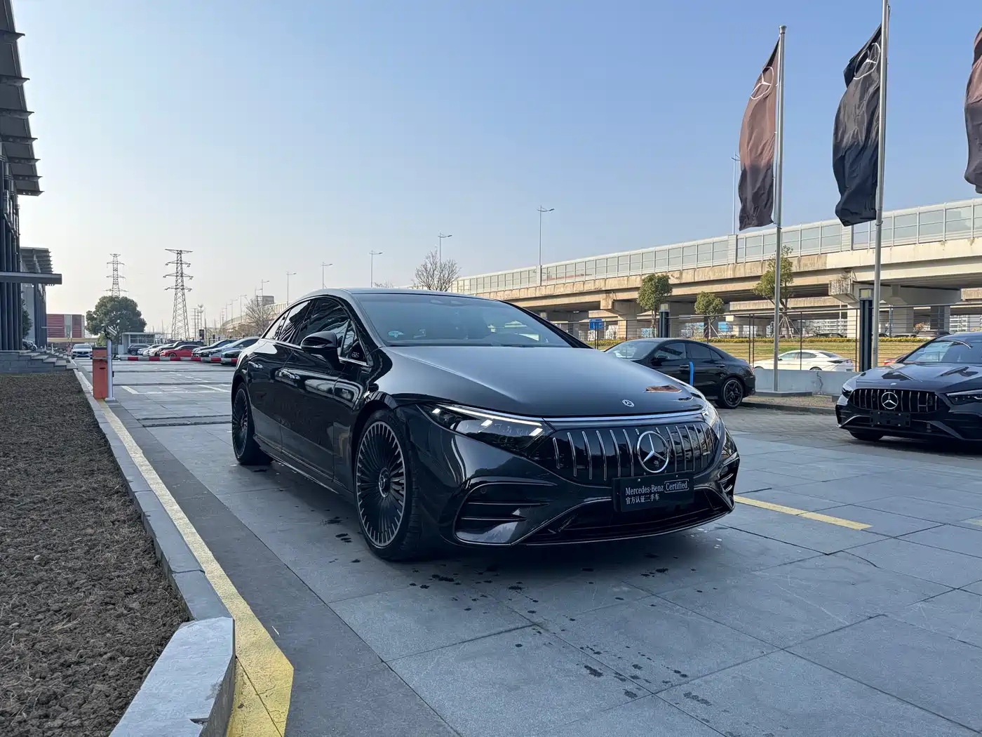 MERCEDES-BENZ EQS AMG