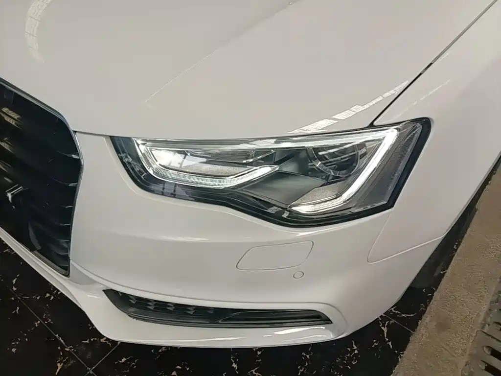 Фото 24 - Audi A5 (Import)