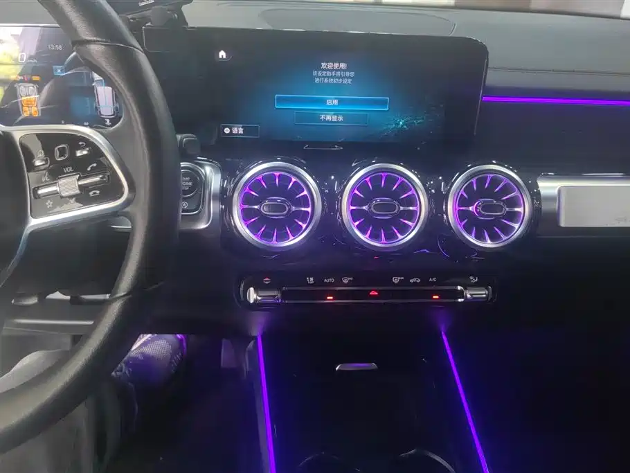 Mercedes-Benz GLB 2023 GLB 220 4MATIC фото 13