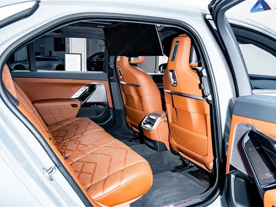 BMW i7 2023 eDrive50L Premium M Sport Package фото 24