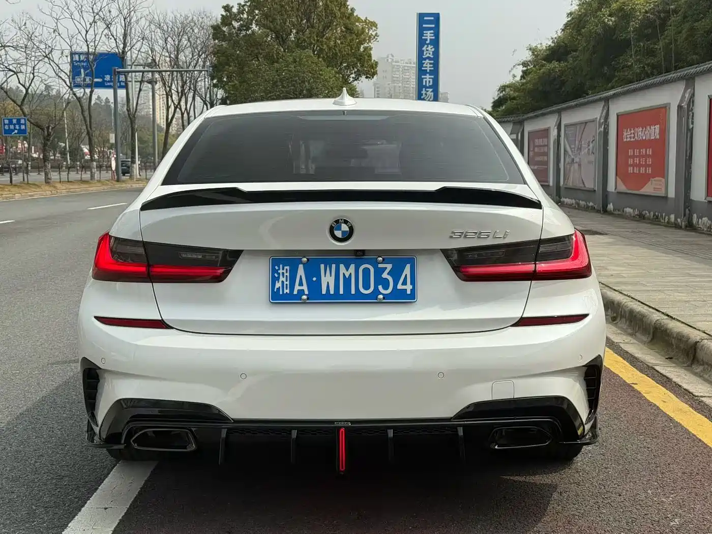 BMW 3 Series 2020 325Li M Sport Black Night Package фото 17