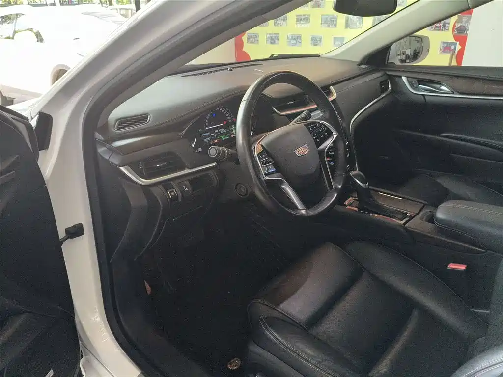 Cadillac XTS 2018 28T Elite фото 10