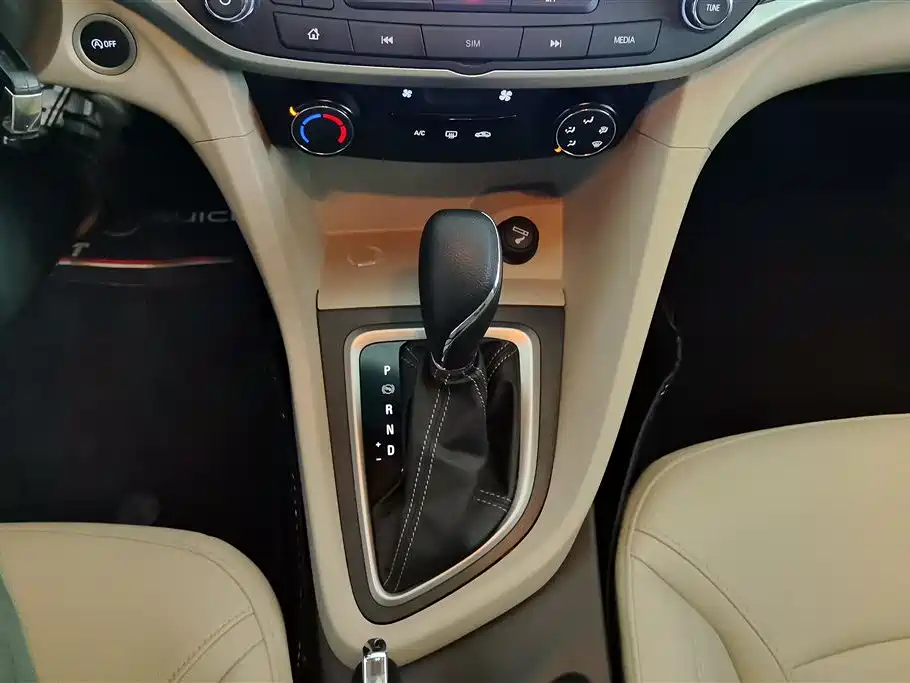 Buick Excelle 2021 Exemplar 1.5L Auto Elite фото 16