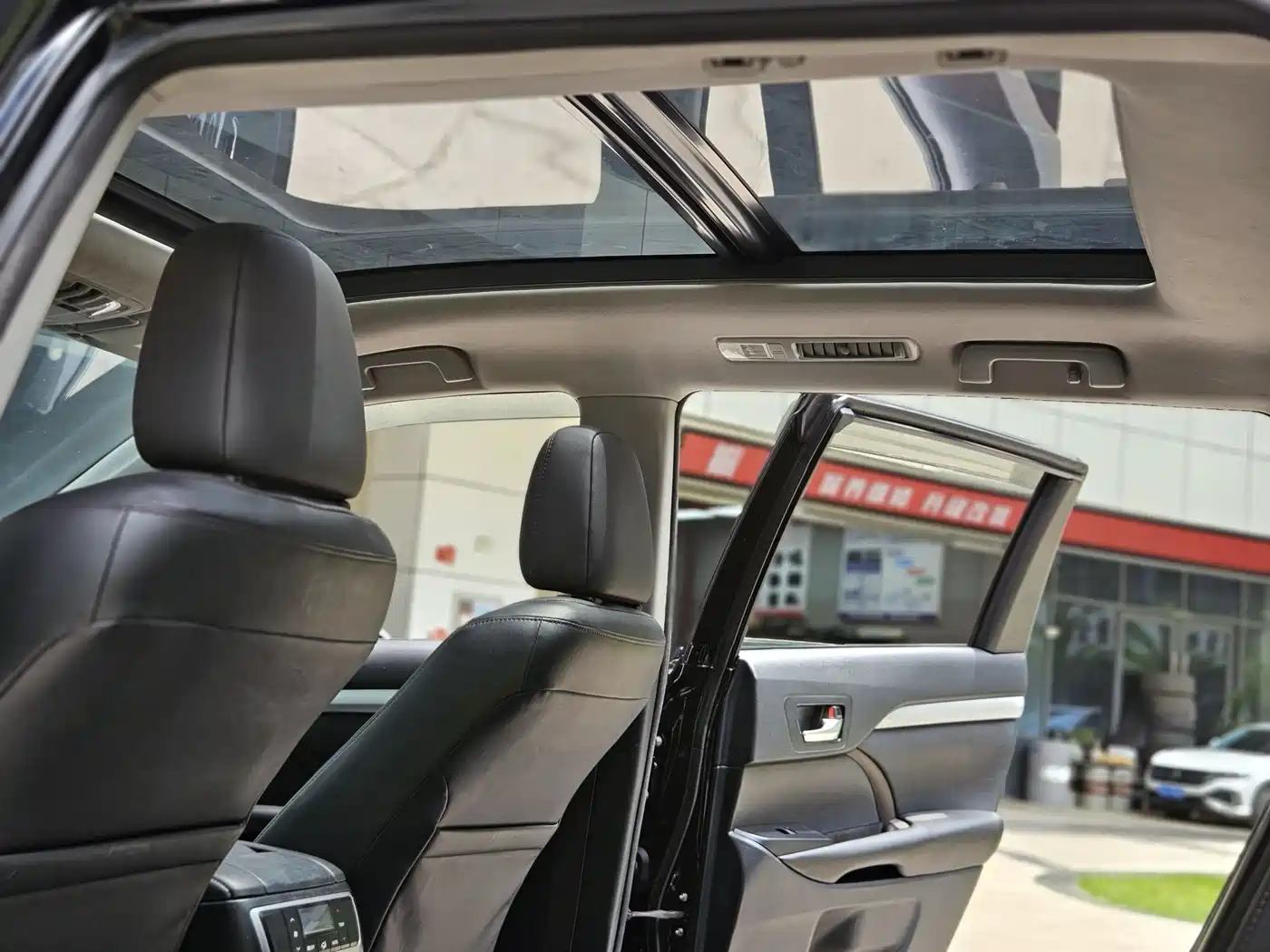 Toyota Highlander 2015 2.0T AWD Luxury Edition 7-seater фото 20