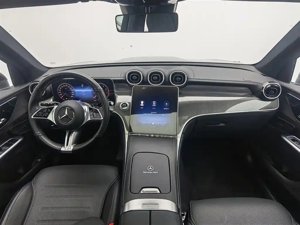 Mercedes-Benz GLC 2023 GLC 260 L 4MATIC Sport 5-seater фото 5