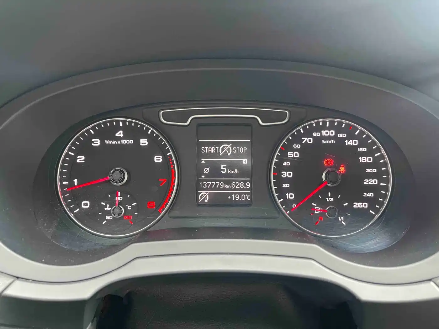 Audi Q3 2015 35 TFSI Comfort фото 12
