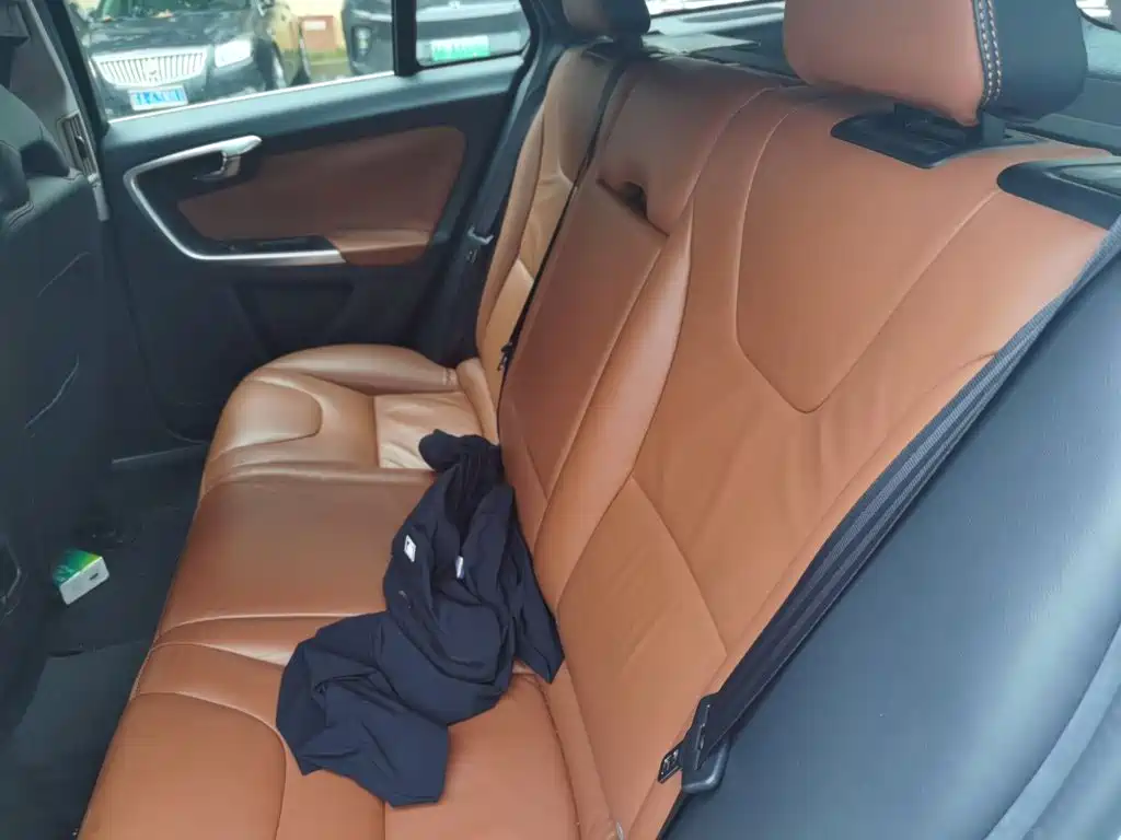 Volvo V60 2016 2015 T5 Momentum