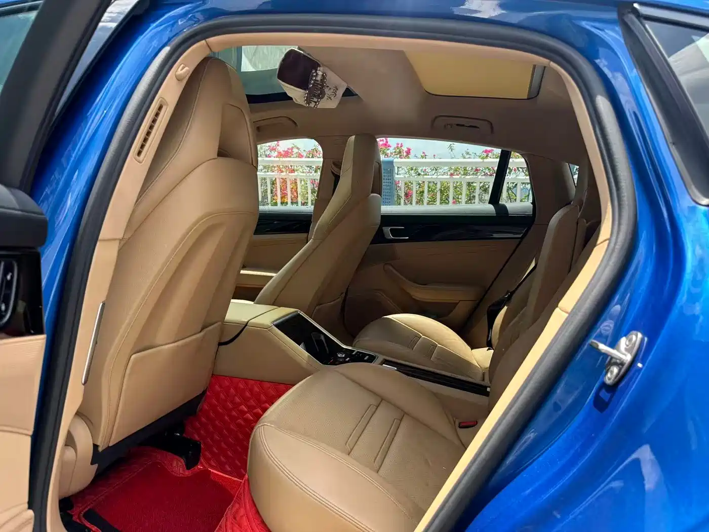 Porsche Panamera 2017 Panamera 3.0T фото 16