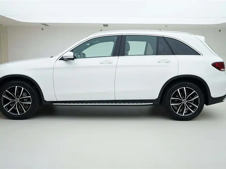 Mercedes-Benz GLC 2020 GLC 300 L 4MATIC Dynamic фото 3