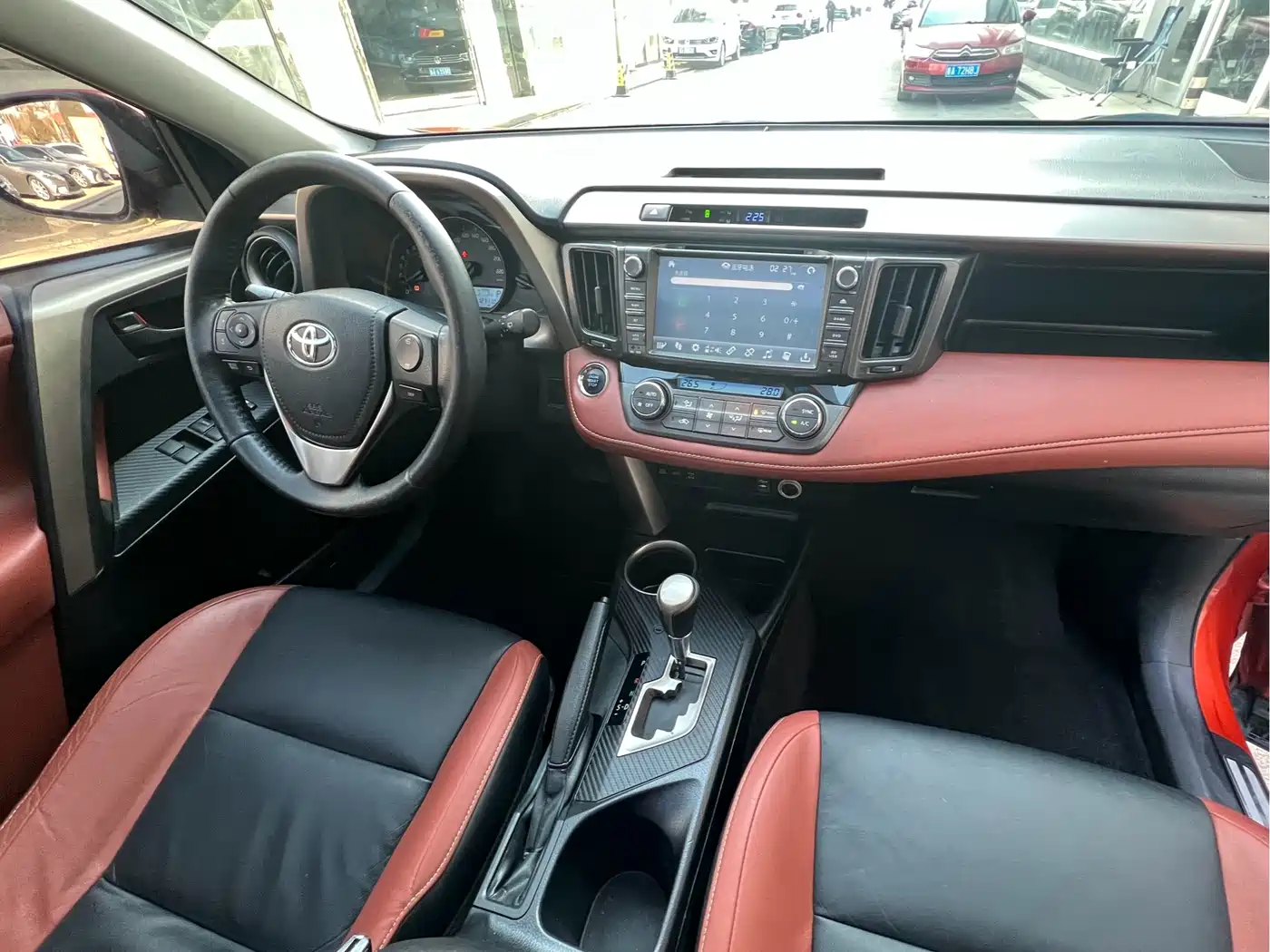 Toyota RAV4 Rongfang 2013 2.5L Auto 4WD Elite фото 16