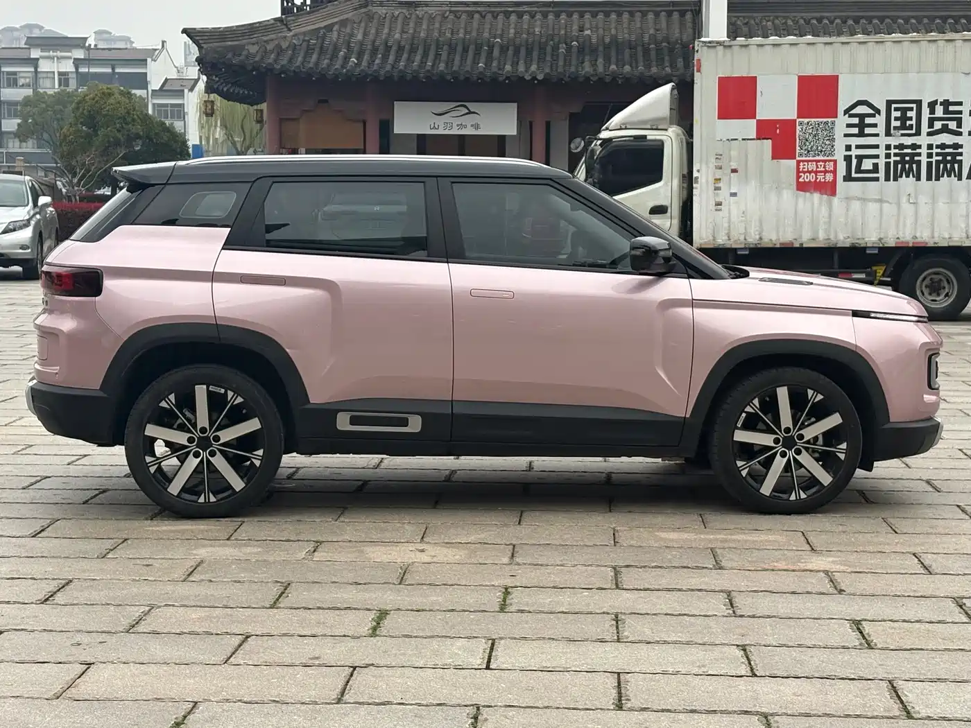 GEELY AUTOMOBILE GEELY ICON